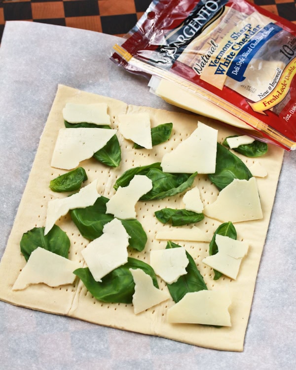 Sargento Natural Cheese and Blueberry Pizza - 71
